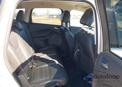 2016 Ford Escape Titanium из США, поврежденный, VIN 1FMCU0JX0GUC80790